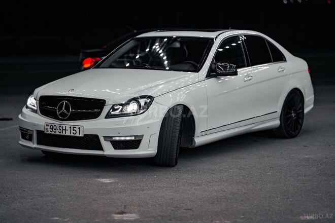 Mercedes C 300 2012, 240,000 km - 3.0 l - Bakı