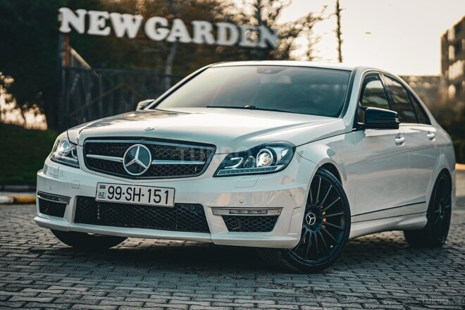 Mercedes C 300 2012, 240,000 km - 3.0 l - Bakı