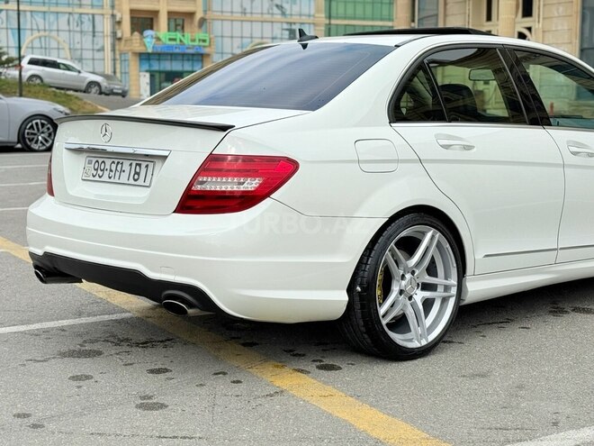 Mercedes C 300 2012, 240,000 km - 3.0 l - Bakı