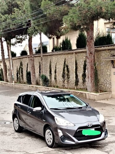 Toyota Aqua 2016, 84,500 km - 1.5 l - Bakı