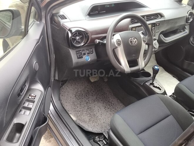 Toyota Aqua 2016, 84,500 km - 1.5 l - Bakı
