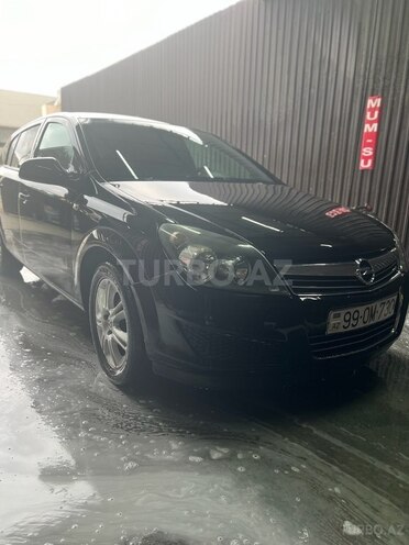 Opel Astra 2009, 300,000 km - 1.6 l - Gəncə