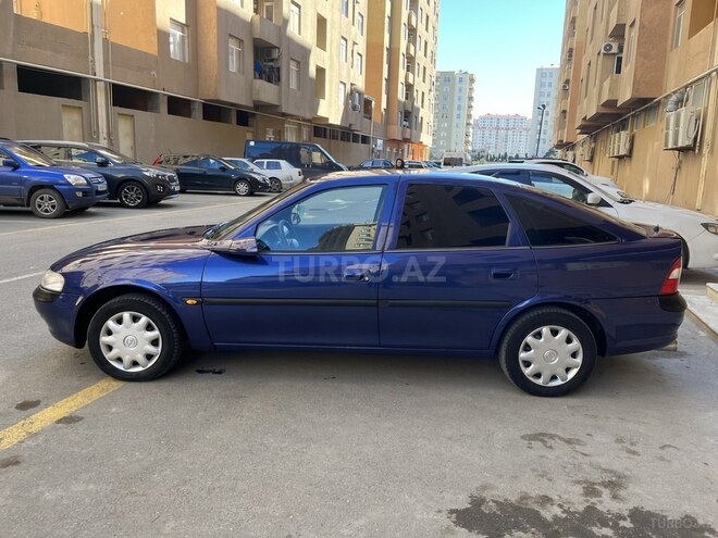 Opel Vectra 1996, 258,000 km - 1.6 l - Bakı