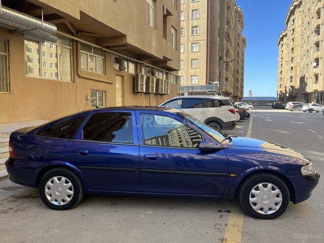 Opel Vectra 1996, 258,000 km - 1.6 l - Bakı