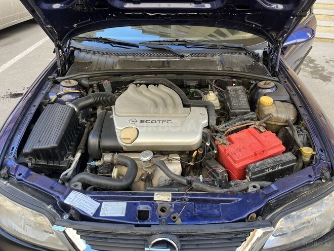 Opel Vectra 1996, 258,000 km - 1.6 l - Bakı