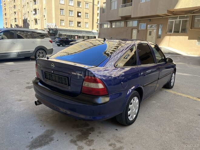 Opel Vectra 1996, 258,000 km - 1.6 l - Bakı