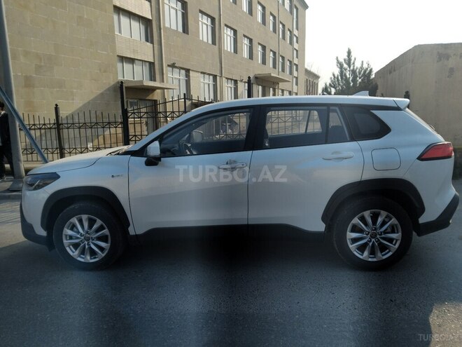 Toyota Corolla Cross 2025, 0 km - 2.0 л - Bakı