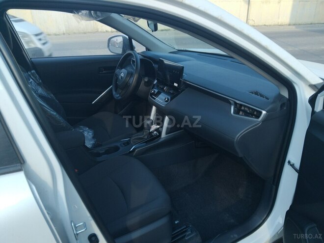 Toyota Corolla Cross 2025, 0 km - 2.0 л - Bakı