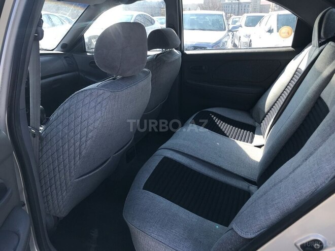 Hyundai Sonata-8