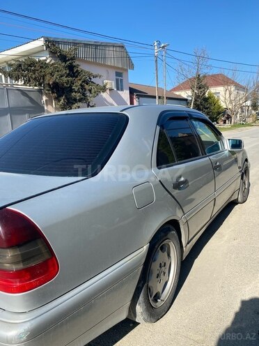 Mercedes C 280 1999, 300,000 km - 2.8 л - Bakı