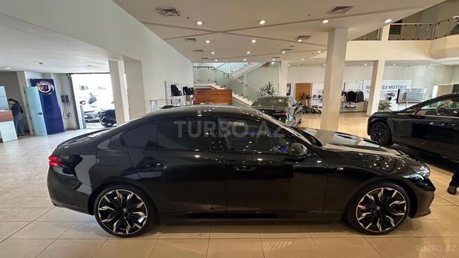 BMW i5 2024, 60 km - 0.0 l - Bakı