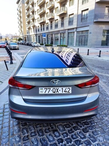 Hyundai Elantra 2017, 99,000 km - 2.0 l - Bakı