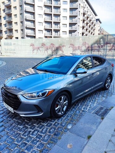 Hyundai Elantra 2017, 99,000 km - 2.0 l - Bakı