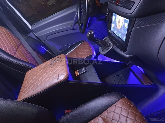 Mercedes Vito 111 2009, 400,350 km - 2.2 л - Lənkəran