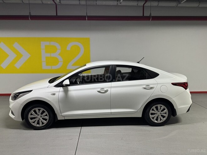 Hyundai Accent 2017, 63,000 km - 1.4 л - Bakı
