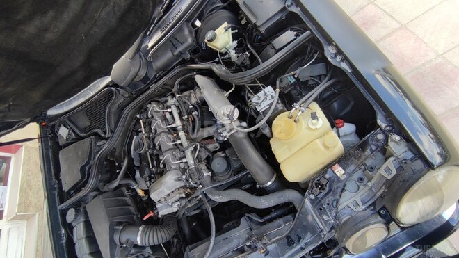 Mercedes E 220 d 1998, 555,000 km - 2.2 л - Şirvan