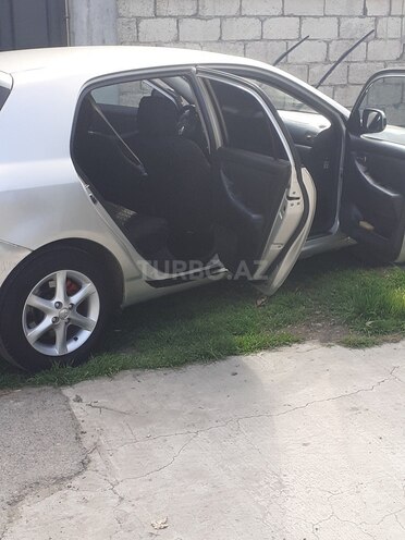 Toyota Corolla 2006, 299,156 km - 1.4 l - Mingəçevir