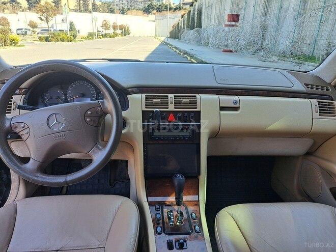 Mercedes E 320 2001, 360,000 km - 3.2 l - Bakı
