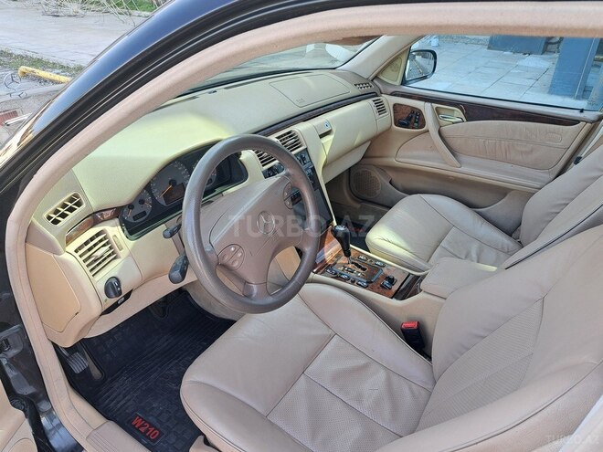 Mercedes E 320 2001, 360,000 km - 3.2 l - Bakı