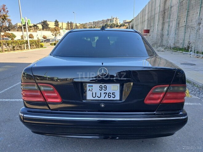 Mercedes E 320 2001, 360,000 km - 3.2 l - Bakı