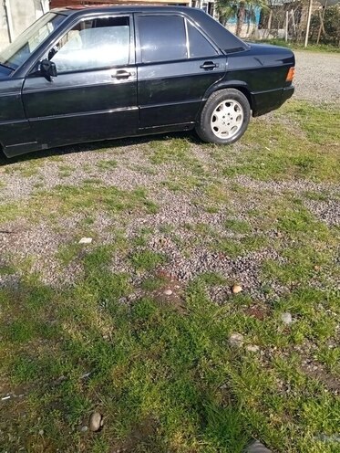 Mercedes 190 1990, 150,000 km - 2.0 l - Lənkəran