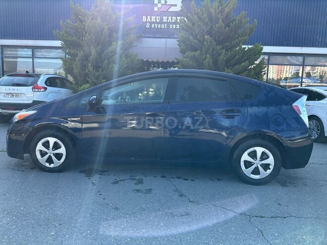 Toyota Prius 2015, 333,134 km - 1.8 l - Bakı