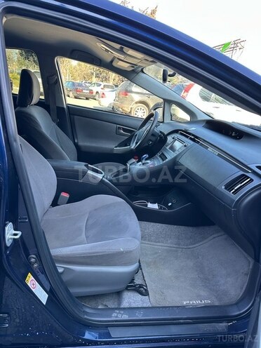 Toyota Prius 2015, 333,134 km - 1.8 l - Bakı