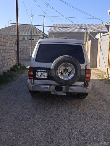 Mitsubishi Pajero 1992, 333,456 km - 2.5 л - Bakı