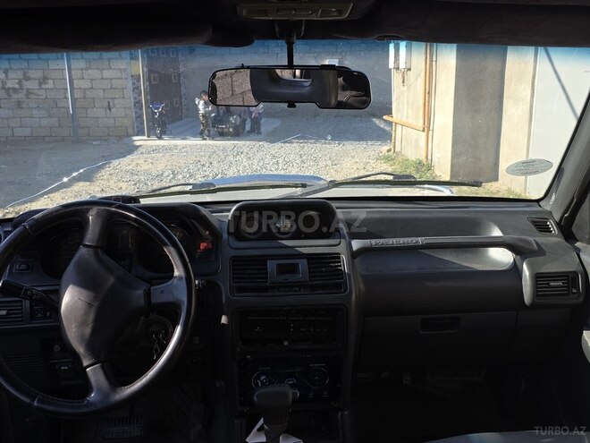 Mitsubishi Pajero 1992, 333,456 km - 2.5 л - Bakı