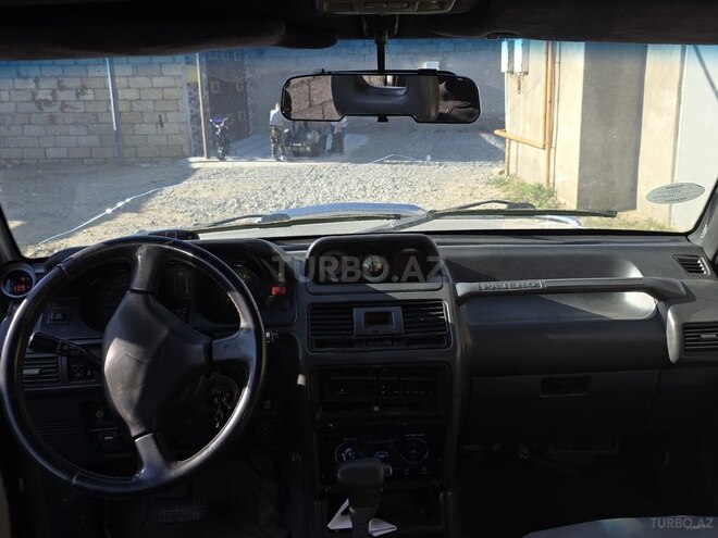 Mitsubishi Pajero 1992, 333,456 km - 2.5 л - Bakı