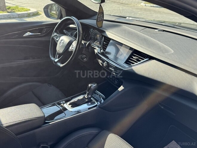 Opel Insignia 2021, 83,000 km - 1.5 л - Bakı