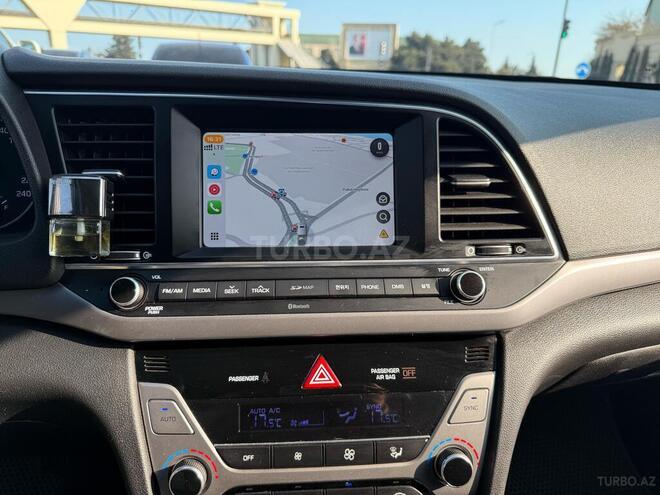 Hyundai Avante 2015, 175,000 km - 1.6 l - Bakı