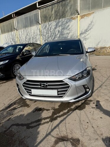 Hyundai Avante 2015, 175,000 km - 1.6 l - Bakı