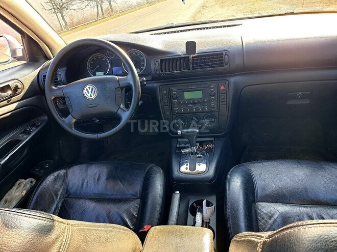 Volkswagen Passat 2004, 216,000 km - 1.8 l - Qusar