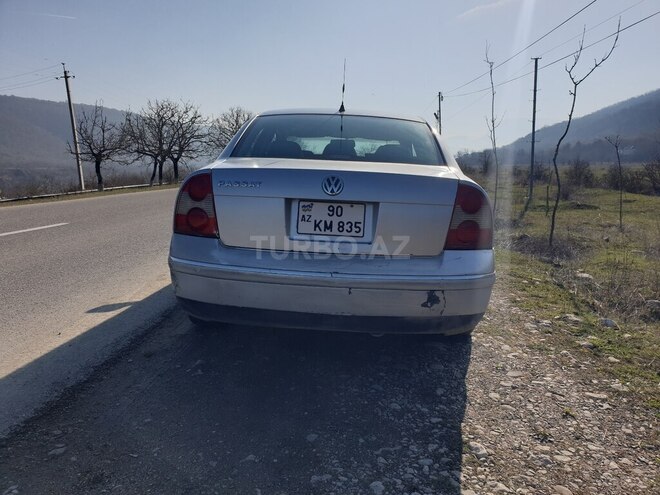 Volkswagen Passat 2004, 216,000 km - 1.8 l - Qusar