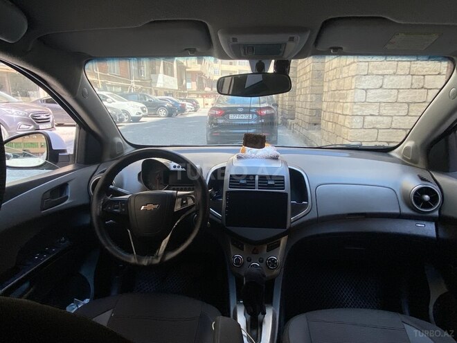 Chevrolet Aveo-6
