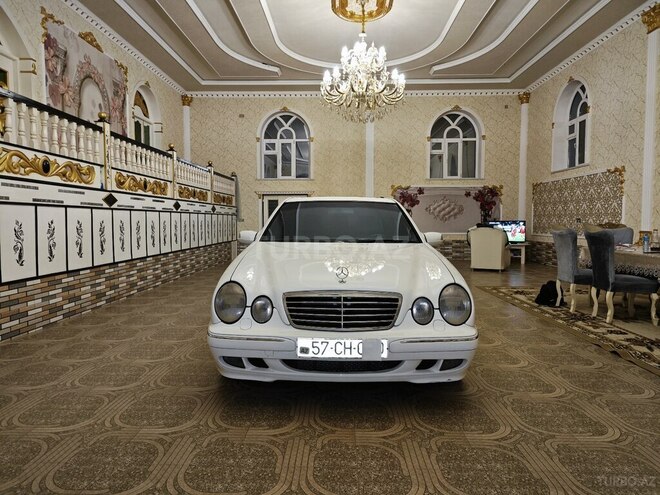Mercedes E 240 2001, 280,000 km - 2.6 l - Şəmkir