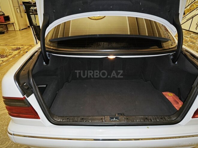 Mercedes E 240 2001, 280,000 km - 2.6 l - Şəmkir
