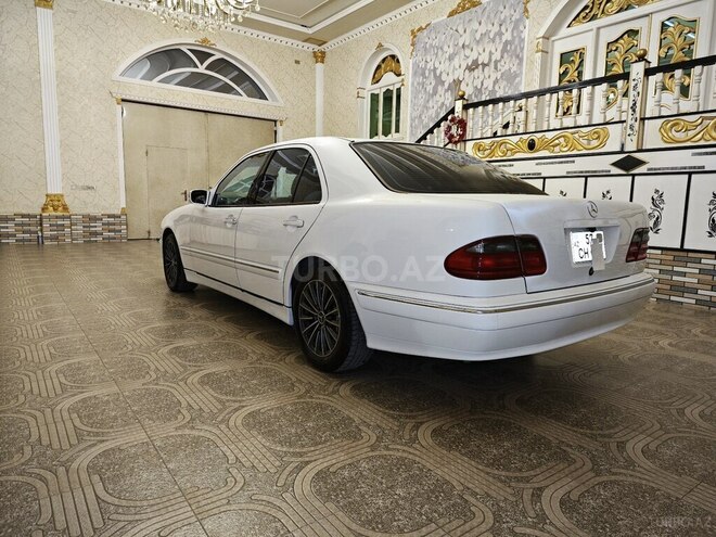 Mercedes E 240 2001, 280,000 km - 2.6 l - Şəmkir