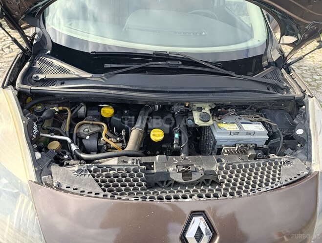 Renault Grand Scenic 2010, 348,775 km - 1.5 л - Şəki