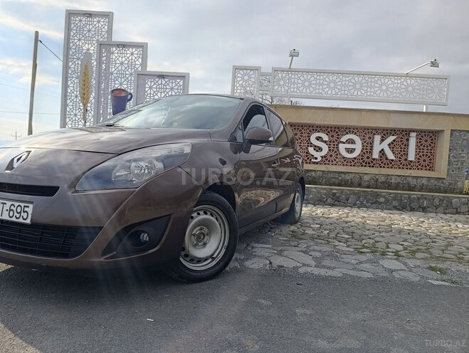 Renault Grand Scenic 2010, 348,775 km - 1.5 л - Şəki
