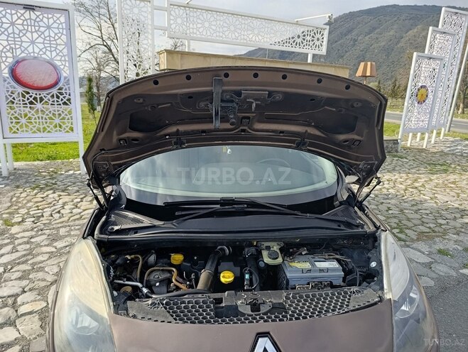 Renault Grand Scenic 2010, 348,775 km - 1.5 л - Şəki