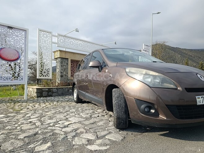 Renault Grand Scenic 2010, 348,775 km - 1.5 л - Şəki