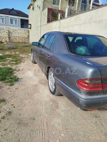 Mercedes E 230 1995, 289,026 km - 2.3 l - Bakı