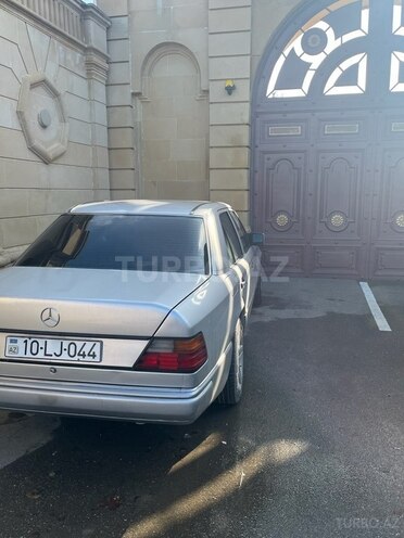 Mercedes E 230 1992, 525,745 km - 2.3 l - Bakı