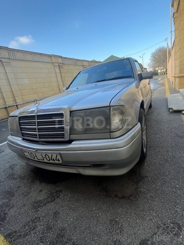 Mercedes E 230 1992, 525,745 km - 2.3 l - Bakı
