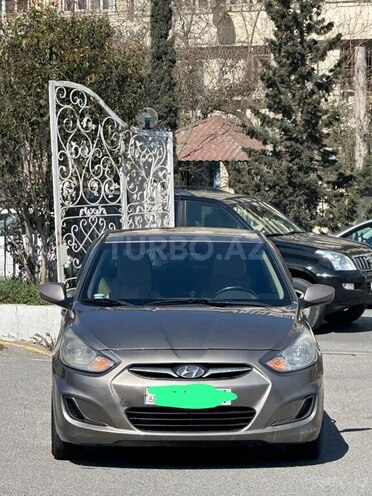 Hyundai Accent 2015, 271,979 km - 1.4 л - Bakı