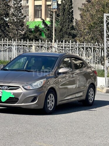 Hyundai Accent 2015, 271,979 km - 1.4 л - Bakı