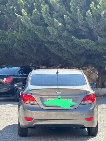 Hyundai Accent 2015, 271,979 km - 1.4 л - Bakı