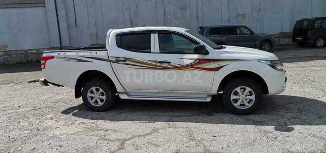 Mitsubishi L200 2018, 80,000 km - 2.5 л - Bakı